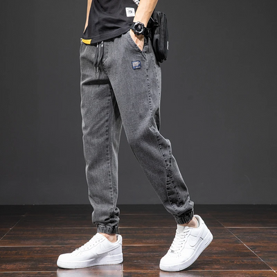 Jason | Cargo Jeans in Denim for Cool Casual Looks and Comfort