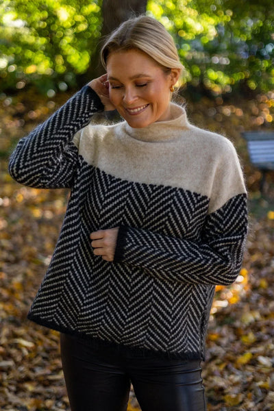 Adi | Turtleneck Sweater with a Modern Look