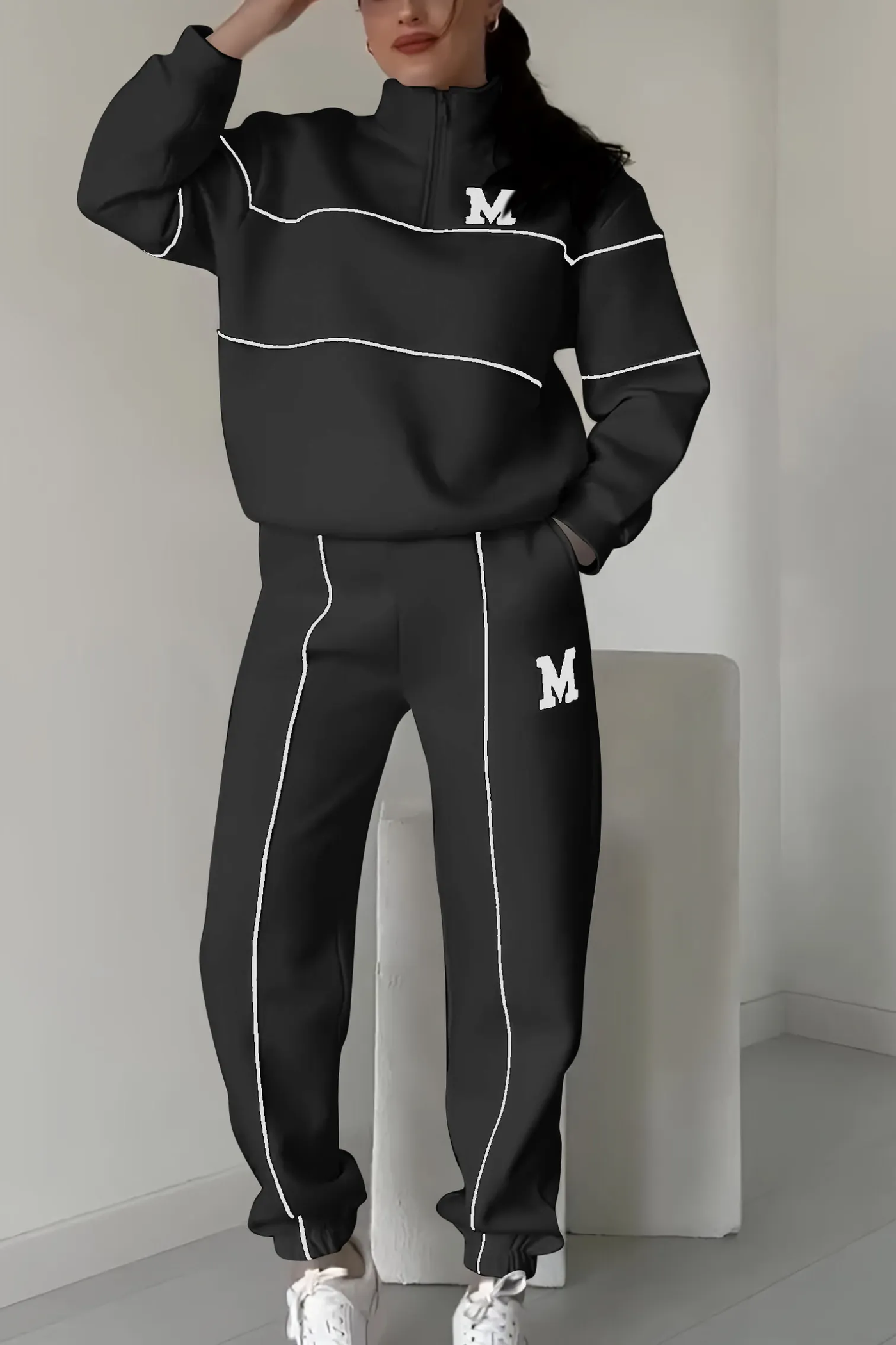 Ethan | Sporty Women’s Tracksuit in Modern Style