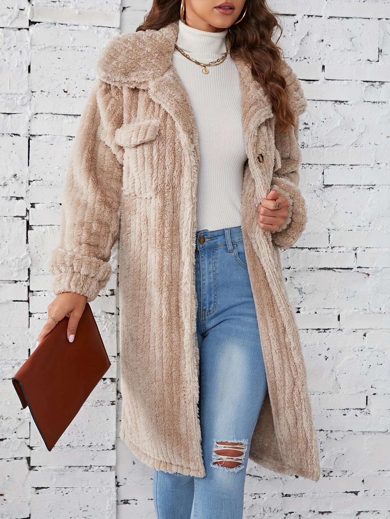 Liesa | Effortlessly Cozy Mid-Length Fuzzy Coat with Button Closure Outerwear