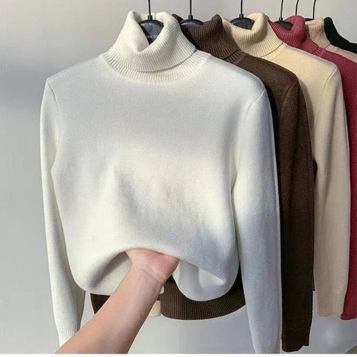 Karolina | Comfort Sweater for Cold Winter Evenings
